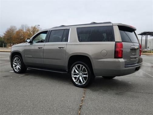 2017 Chevrolet Suburban LT