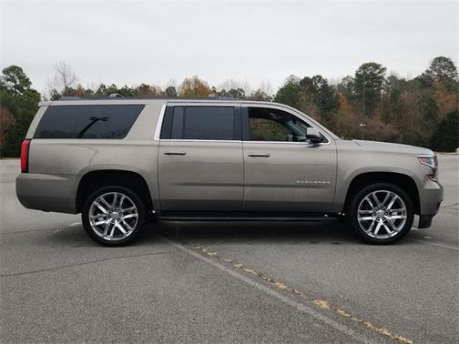 2017 Chevrolet Suburban LT