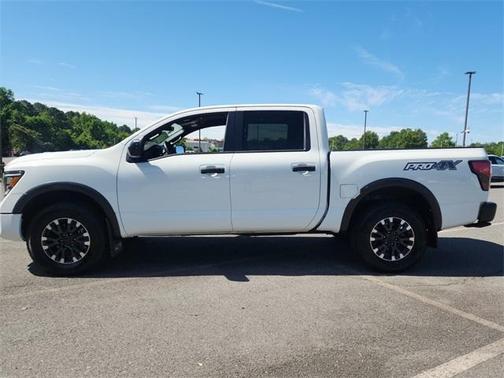 2023 Nissan Titan PRO-4X