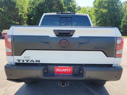 2023 Nissan Titan PRO-4X