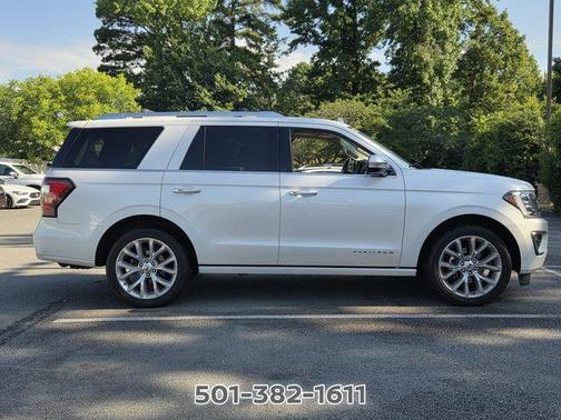 White Platinum Clearcoat 2018 Ford Expedition Platinum