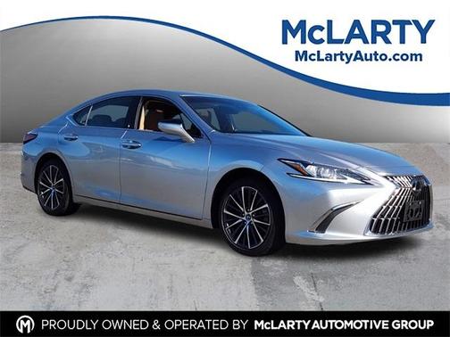 2022 Lexus ES 350 Base