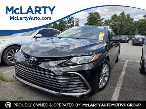 Midnight Black Metallic 2022 Toyota Camry LE