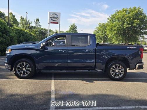 Blue Metallic 2022 Chevrolet Silverado 1500 LT