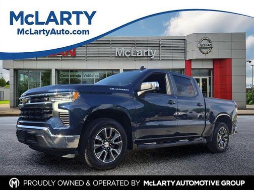 Blue Metallic 2022 Chevrolet Silverado 1500 LT