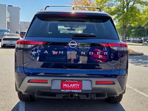 Deep Ocean Blue 2026 Nissan Pathfinder Platinum