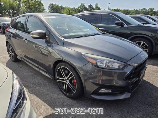Magnetic 2017 Ford Focus ST Base