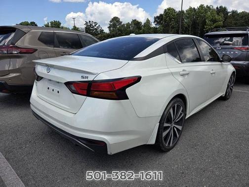 White 2019 Nissan Altima 2.5 SR