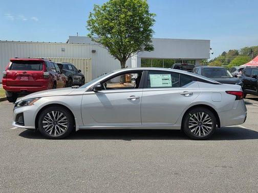 2026 Nissan Altima 2.5 SV