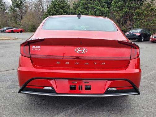 2021 Hyundai SONATA SE