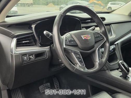 Black Metallic 2017 Cadillac XT5 Luxury