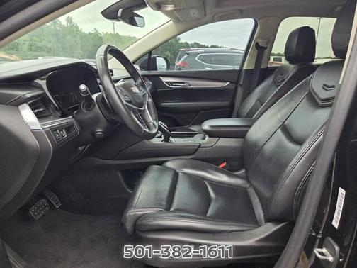 Black Metallic 2017 Cadillac XT5 Luxury