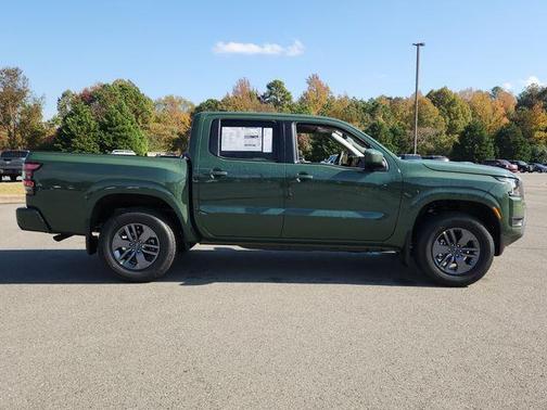 Green 2026 Nissan Frontier SV