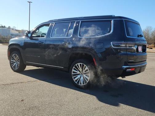 2023 Jeep Grand Wagoneer Series III