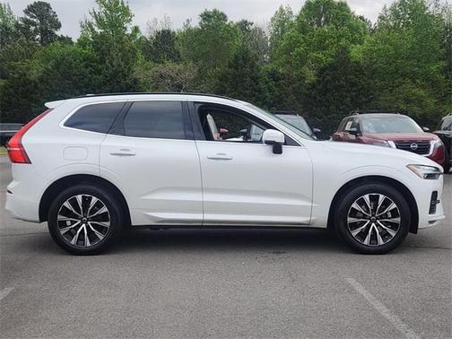 2023 Volvo XC60 B5 Core