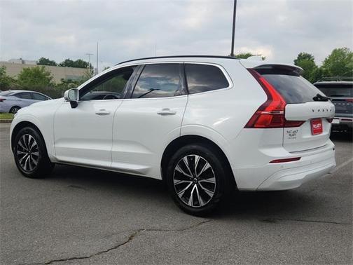 2023 Volvo XC60 B5 Core