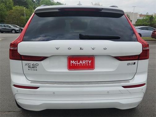 2023 Volvo XC60 B5 Core
