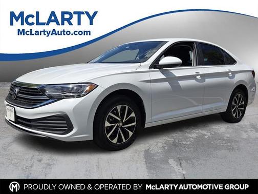 Pure White 2022 Volkswagen Jetta 1.5T S