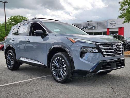 Boulder Gray Metallic 2026 Nissan Rogue Platinum