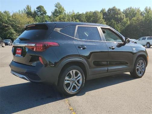2023 Kia Seltos LX