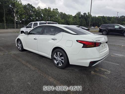 Glacier White 2024 Nissan Altima 2.5 S