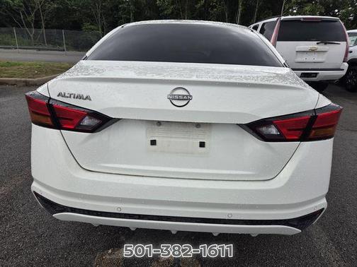 Glacier White 2024 Nissan Altima 2.5 S