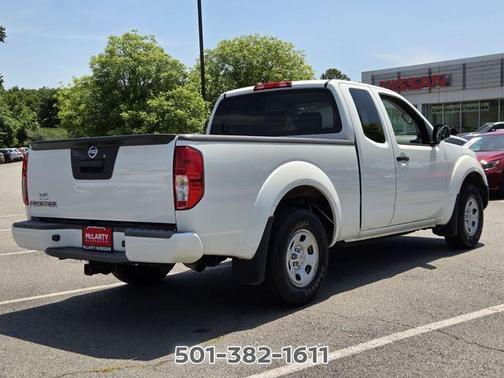 Glacier White 2017 Nissan Frontier S