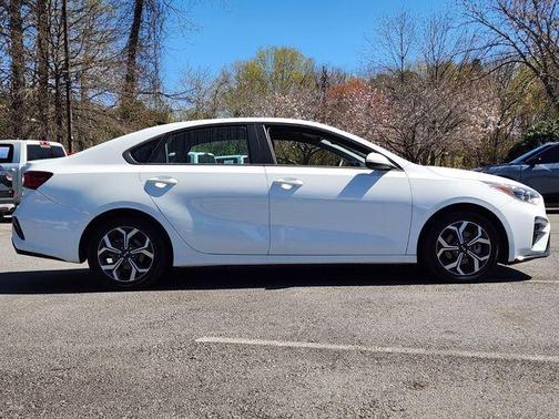 Clear White 2021 Kia Forte LXS