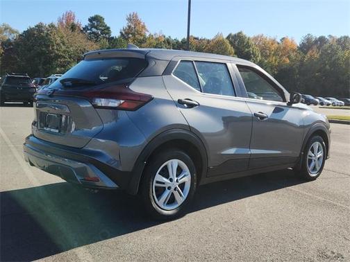 2025 Nissan Kicks Play S