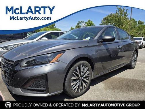 Gun Metallic 2024 Nissan Altima 2.5 SV