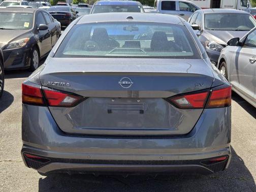 Gun Metallic 2024 Nissan Altima 2.5 SV