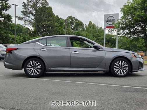 Gun Metallic 2024 Nissan Altima 2.5 SV