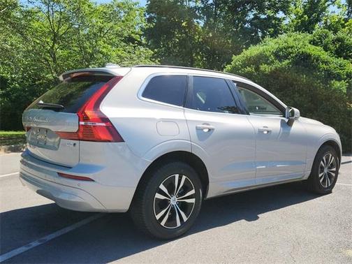 2023 Volvo XC60 B5 Core