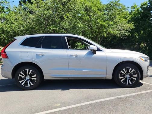 2023 Volvo XC60 B5 Core