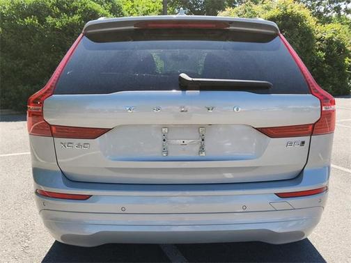 2023 Volvo XC60 B5 Core