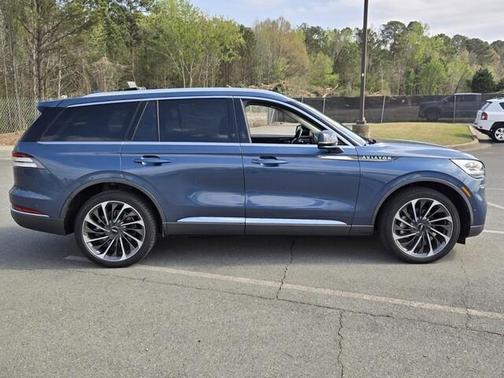 Blue 2020 Lincoln Aviator Reserve AWD