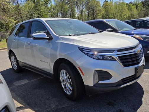 Silver Ice Metallic 2022 Chevrolet Equinox 2LT