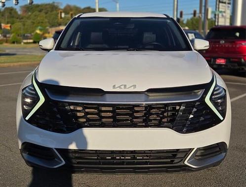 White Pearl 2024 Kia Sportage EX