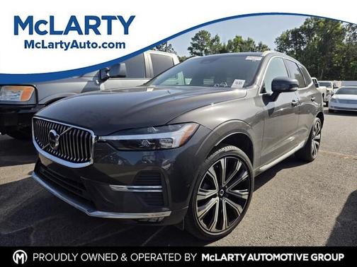 Platinum Gray Metallic 2023 Volvo XC60 B5 Ultimate Bright Theme