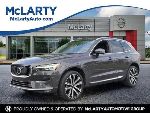 Platinum Gray Metallic 2023 Volvo XC60 B5 Ultimate Bright Theme