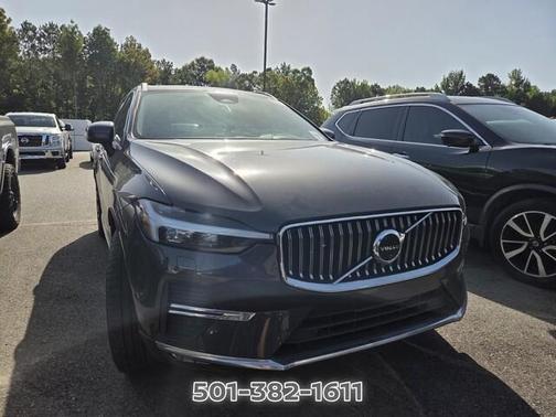 Platinum Gray Metallic 2023 Volvo XC60 B5 Ultimate Bright Theme