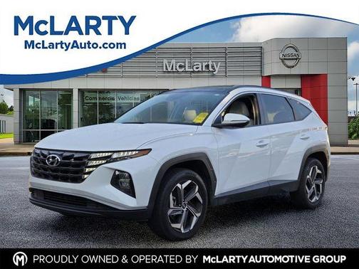 White Pearl 2023 Hyundai TUCSON Hybrid SEL Convenience