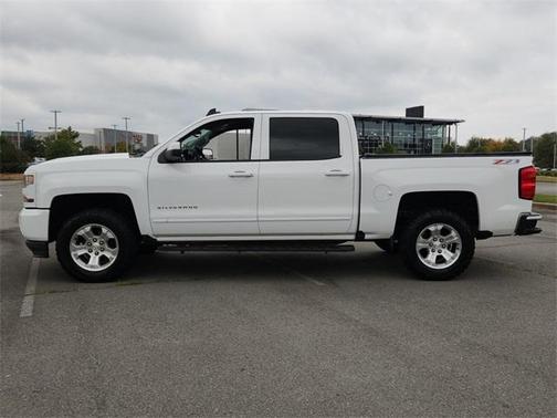 2017 Chevrolet Silverado 1500 2LT