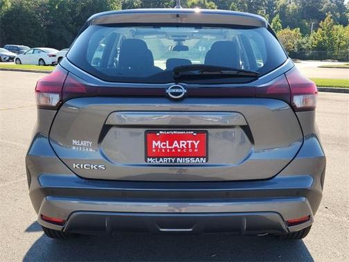 2023 Nissan Kicks S