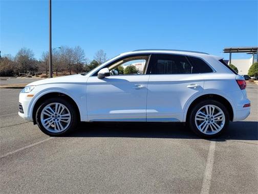 2018 Audi Q5 2.0T Premium Plus