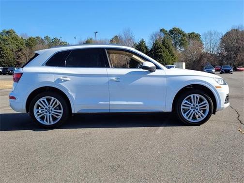 2018 Audi Q5 2.0T Premium Plus