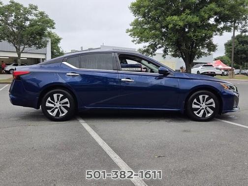 Deep Blue Pearl 2023 Nissan Altima 2.5 S