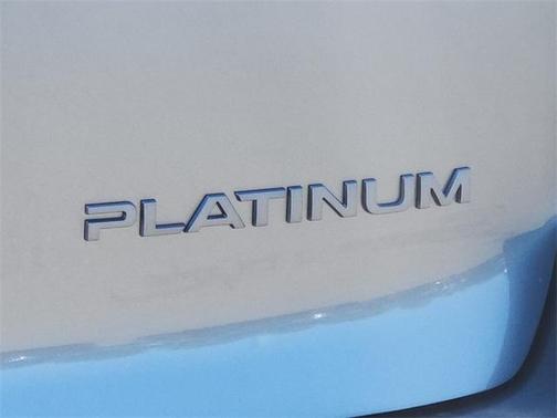 2025 Nissan Armada Platinum