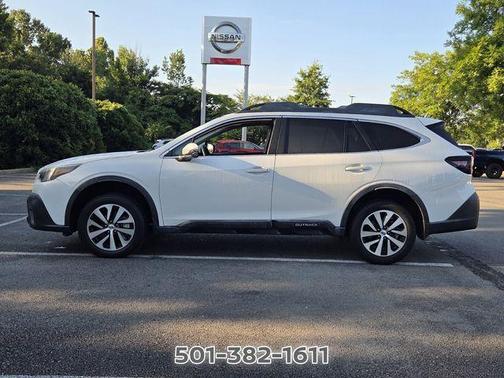 Crystal White Pearl 2020 Subaru Outback Premium