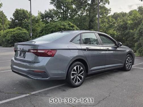 Platinum Gray Metallic 2024 Volkswagen Jetta 1.5T S